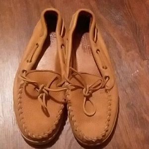 Minnetonka Moccasins size 10